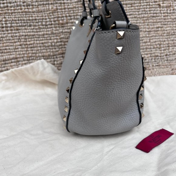 Valentino Rockstud Grainy Calfskin Bag - Gray - Picture 7 of 13